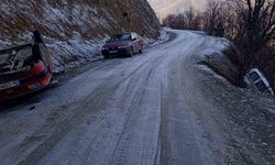 Kastamonu’da gizli buzlanma kazaları beraberinde getirdi: 2 yaralı