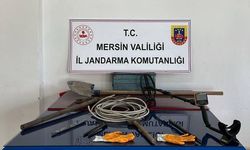 Mersin’de 5 kişi define ararken suçüstü yakalandı