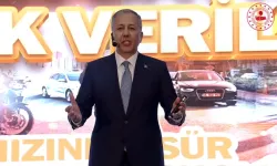 Bakan Yerlikaya 9 günlük tatilin 14 günlük trafik tedbirlerini açıkladı... Yolun sonu bayram olsun