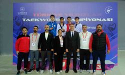 Adanalı sporculardan Taekwondo Türkiye Şampiyonası’nda büyük başarı