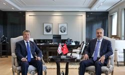 Bakan Fidan, KKTC Başbakanı Ünal Üstel’le görüştü
