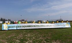 Futbolculardan Başkan Bıyık’a teşekkür pankartı