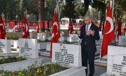 Gazi Kıyışkan’dan bütün vatandaşlara şehitlik ziyareti daveti