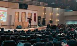 ‘Gençlik ve güvenli gelecek’ projesi kapsamında yapılan bilgilendirme seminerlerine devam ediliyor