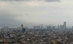İzmir’e sis değil çöl tozu bulutu çöktü: Hava griye büründü