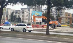 Kartal’da denize dökülen atık su çevreye kötü koku yaydı