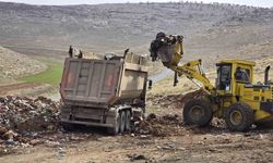 Mardin Büyükşehir Belediyesi, Nusaybin Belediyesinin yapmadığı çöp temizliğini üstlendi