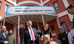 Milli Eğitim Bakanı Tekin’den matematik öğretmenine sürpriz doğum günü kutlaması