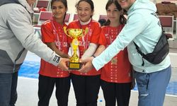 Salihlili öğrenciler, Floor Curling’de birinci oldu