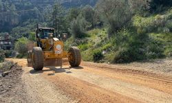 Silifke’de  yol düzenleme çalışmaları