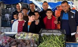 Tavşanlı’da Özel Uygulama Okulu öğrencilerinden semt pazarına renkli ziyaret