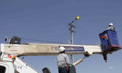 Aras Elektrik hizmet bölgesini aydınlatmaya devam ediyor