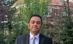 Doç. Dr. Bedri Kurtuluş, "Akademik Palmiye Nişanı" ile onurlandırıldı