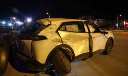 Elazığ’da tır ile otomobil çarpıştı: 4 yaralı