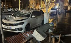 Hakkari’de fırtına nedeniyle 3 kişi yaralandı