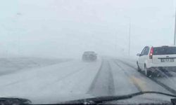 Kayseri’de ulaşıma kar engeli