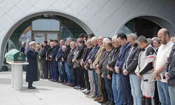 Kaza kurbanı 88 yaşındaki milli bisikletçi son yolculuğuna uğurlandı