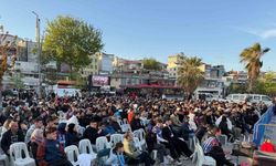 Pendik sahil meydanında final coşkusu ve hüzün bir arada