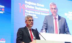 Sağlık Bakanı Memişoğlu: "Tek amacımız var öncelikli olarak, o da insanlara hizmet etmek"