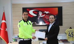 Selendi’de polis ve jandarma personeline başarı belgesi verildi