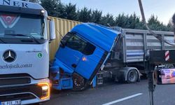 TEM’de yavaşlayan trafik zincirleme kazayı beraberinde getirdi