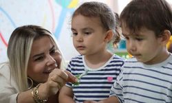 Büyükşehir çocukları ipekböceği ile tanıştırıyor
