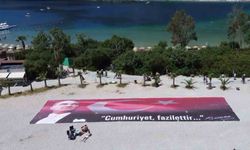 Fethiye Ölüdeniz’de 19 Mayıs hem karada hem havada coşkuyla kutlandı