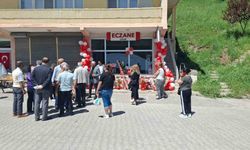Pülümür’de 18 yıl aradan sonra eczane açıldı