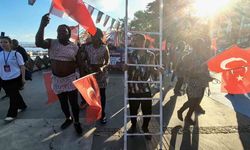 Tekirdağ’da 19 Mayıs coşkusu: Kenya ve Etiyopyalı dansçılardan renkli gösteri