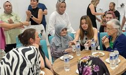 Kütahya’da öğrencilerden huzurevi sakinlerine egzersiz uygulaması