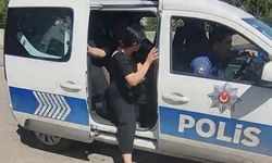 YKS ilk oturumuna geç kalan öğrencilere polis desteği