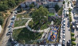 Arnavutköy Belediyesinden asırlık çınar gölgesinde yeni park açıldı