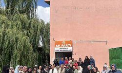 AK Parti Aziziye ilçe kadın kolları teşkilat toplantısı yapıldı