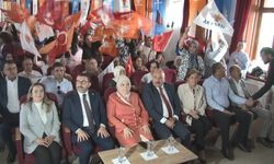 AK Parti Genel Merkez Kadın Kolları Başkanı Ercan, "Cumhurbaşkanı Recep Tayyip Erdoğan tarafından başlatılan "Terörsüz Türkiye" sürecine dair il mektubunu Kars’ta şehit ailesine vereceğiz"