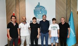 Başkan Özlü başarılı sporcuları ağırladı