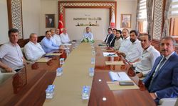 Bayburt’ta öğrenci yurtlarının durumları toplantıda değerlendirildi