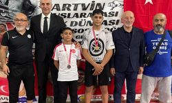 Elazığlı genç pehlivanlardan uluslararası başarı