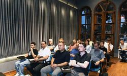 Osmangazi’de girişimci gençler, ilham veren bir hikâyeyle buluştu