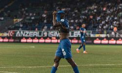 Trendyol Süper Lig: Çaykur Rizespor: 0 - Göztepe: 0 (İlk yarı)
