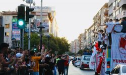 Türkiye şampiyonu olan takım şehir turu attı