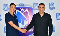 Yunusemre Belediyespor Voleybol Kadın Takımının başına Seda Çarıkçı getirildi