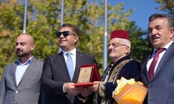 Düzce’de 25 yıldır pazarcılık yapan Geçgel, yılın Ahisi seçildi