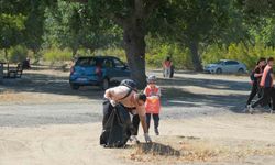 Kırklareli’nde öğrenciler çöp topladı