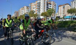Renkli Pedallar sağlıklı bir çevre için çevrildi