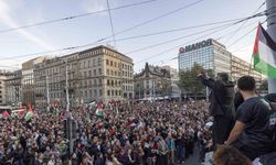 Avrupa’da İsrail’in Küresel Sumud Filosu’na müdahalesine karşı binlerce kişi sokaklara döküldü