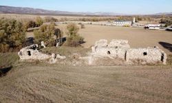 Asırlara meydan okuyan han, restore edilmeyi bekliyor