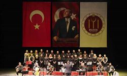 Atatürk’ün sevdiği şarkıları hep birlikte söylendi