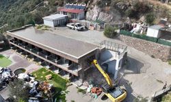 Ayvacık’ta 1 ayda 121 kaçak yapı yıkıldı