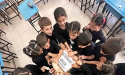Demirkent TOKİ Öğrencilerinden 29 Ekim İlkokulu’na kitap kardeşliği
