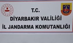 Diyarbakır’da JASAT’ın çalışmalarında tabancalar ve mühimmatları ele geçirildi